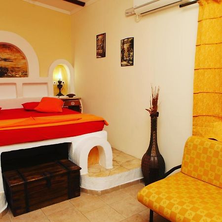 Mantas Bay Hotell Loutraki  Eksteriør bilde