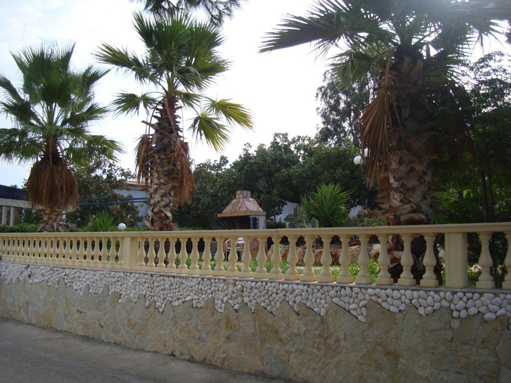Mantas Bay Hotell Loutraki  Eksteriør bilde