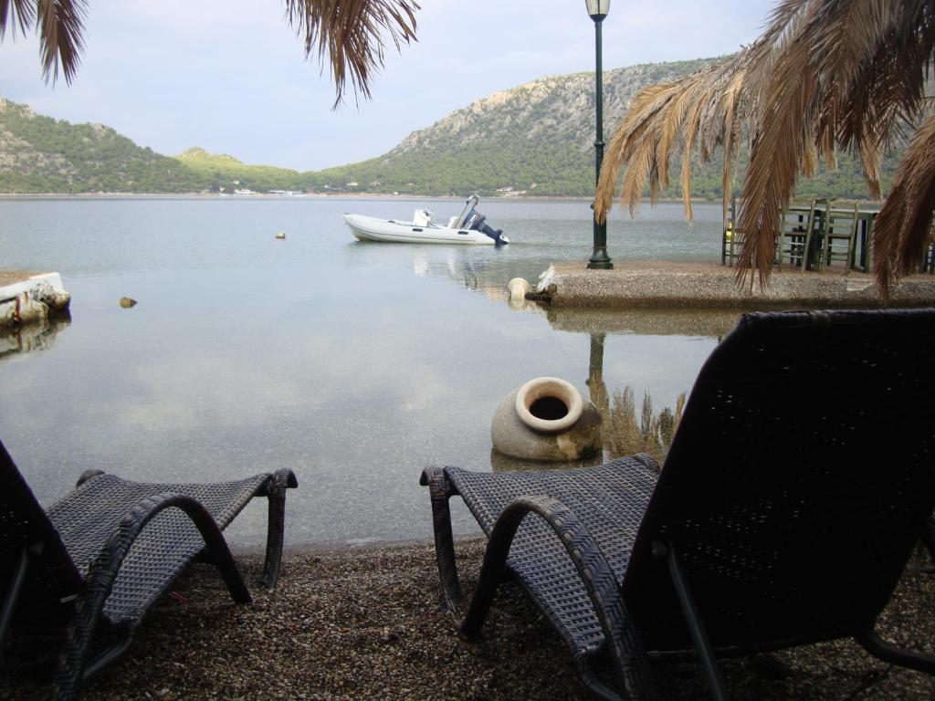 Mantas Bay Hotell Loutraki  Eksteriør bilde